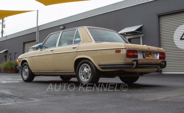 BMW Bavaria 1972 image number 16