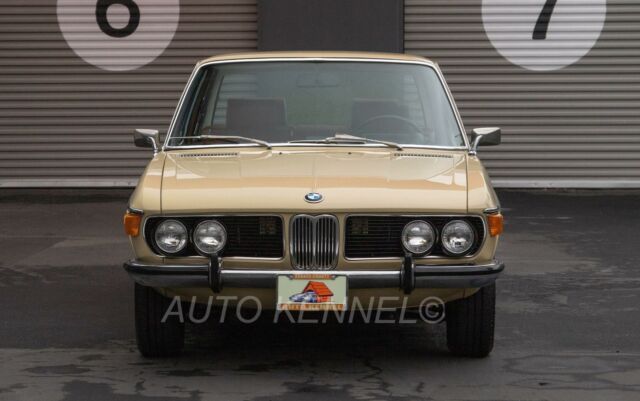 BMW Bavaria 1972 image number 6