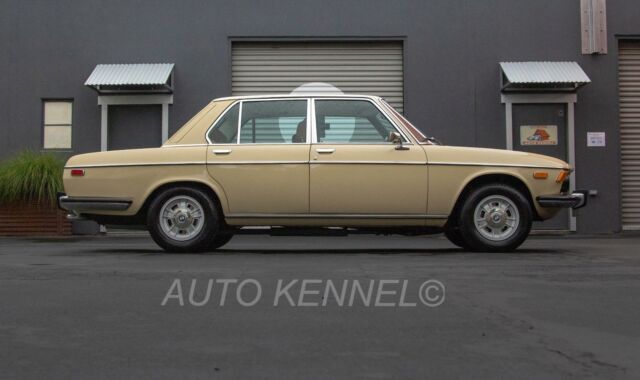 BMW Bavaria 1972 image number 8