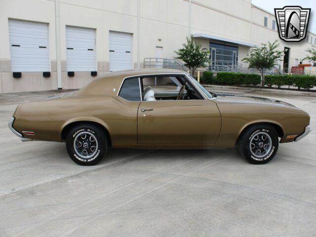 Oldsmobile Cutlass 1972 image number 30