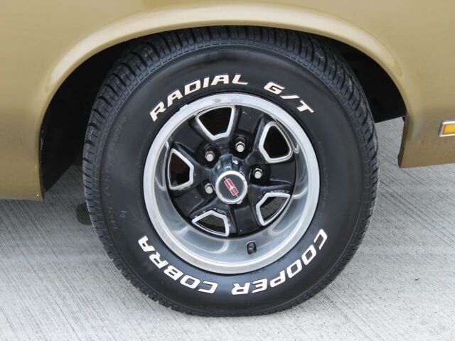 Oldsmobile Cutlass 1972 image number 38