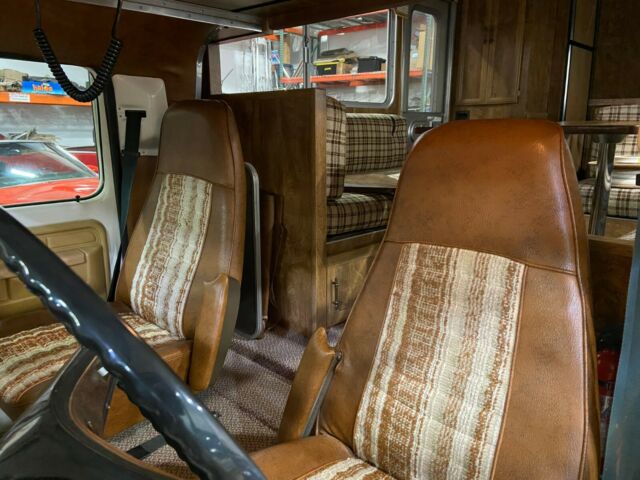 Ford F-250 1977 image number 12