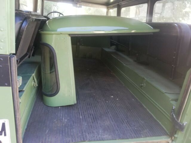 Land Rover Defender 1979 image number 11