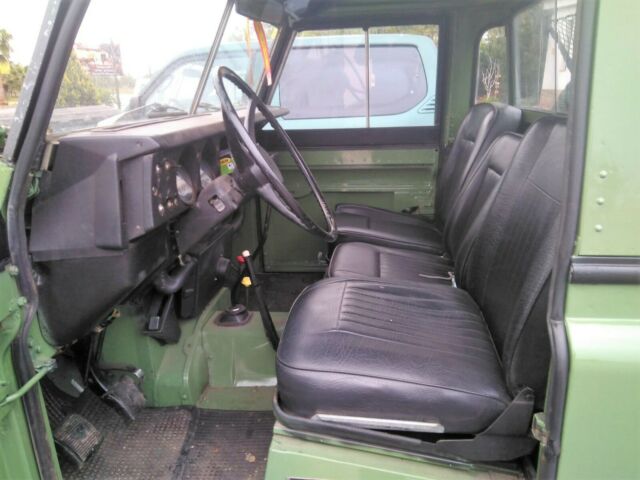 Land Rover Defender 1979 image number 23