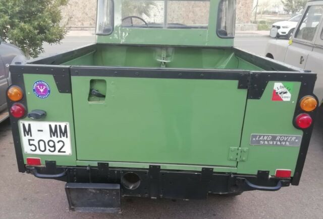 Land Rover Defender 1979 image number 3