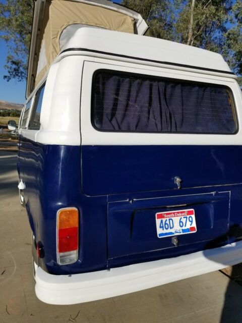 Volkswagen Bus/Vanagon 1973 image number 6