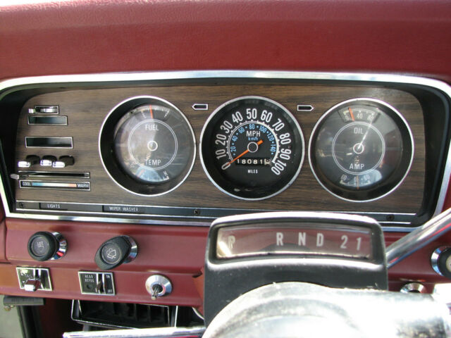 Jeep Wagoneer 1977 image number 12