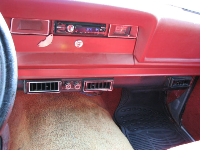 Jeep Wagoneer 1977 image number 13
