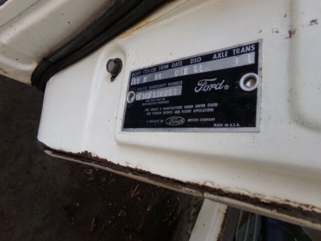 Ford Fairlane 1964 image number 14