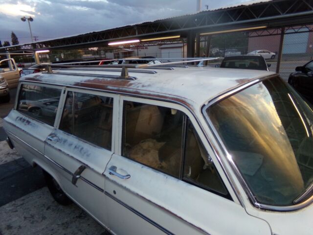 Ford Fairlane 1964 image number 23