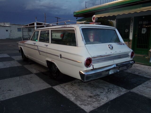 Ford Fairlane 1964 image number 29