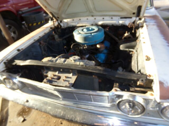 Ford Fairlane 1964 image number 39