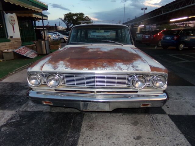 Ford Fairlane 1964 image number 7