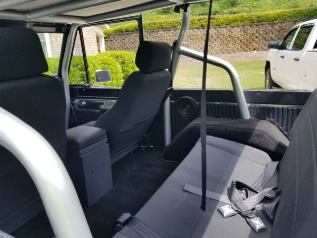 Ford Bronco 1974 image number 10