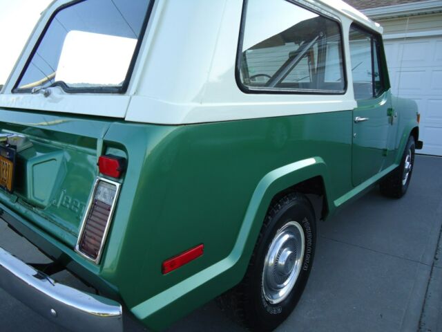 Jeep Commando 1973 image number 1