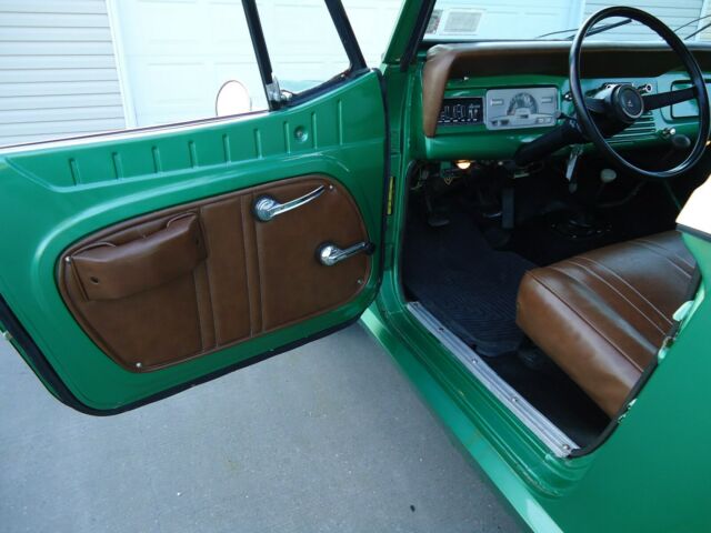 Jeep Commando 1973 image number 16
