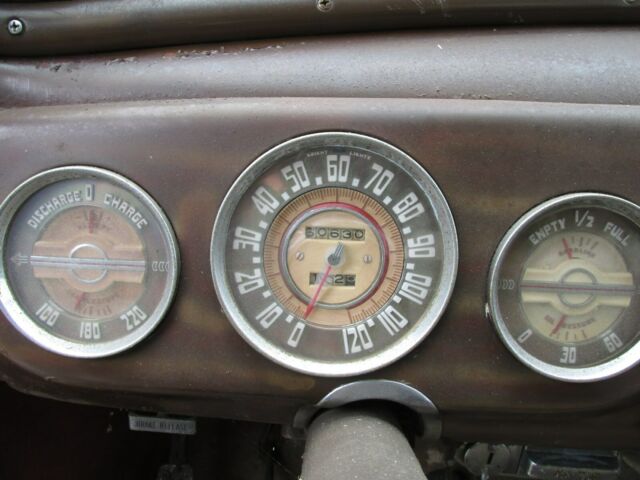 Buick Special 1942 image number 11