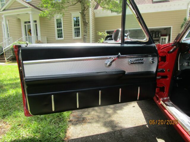 Ford Thunderbird 1962 image number 26