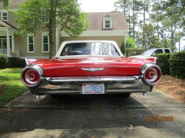 Ford Thunderbird 1962 image number 31