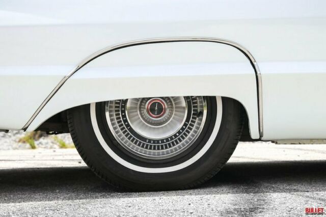Ford Thunderbird 1966 image number 16