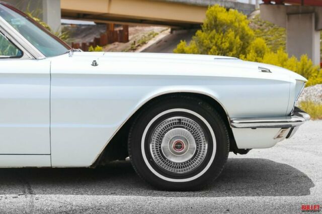 Ford Thunderbird 1966 image number 17