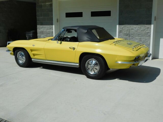Chevrolet Corvette 1964 image number 19