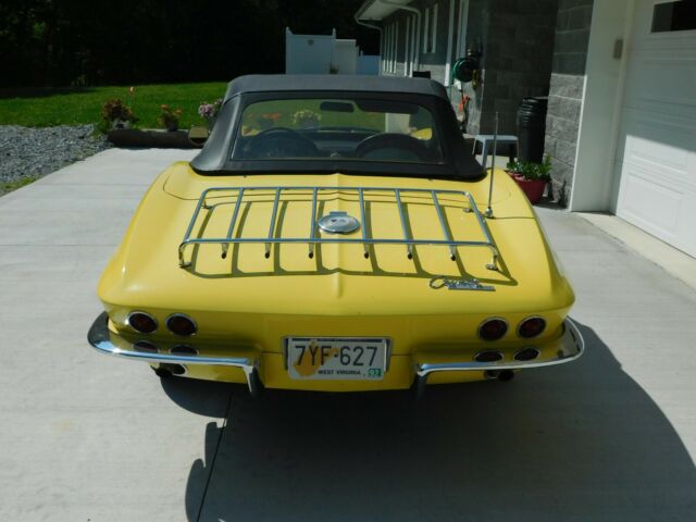 Chevrolet Corvette 1964 image number 20