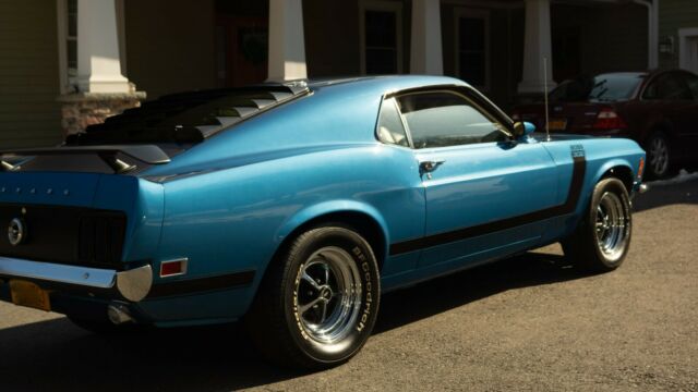 Ford Mustang 1970 image number 14