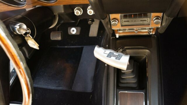 Ford Mustang 1970 image number 19