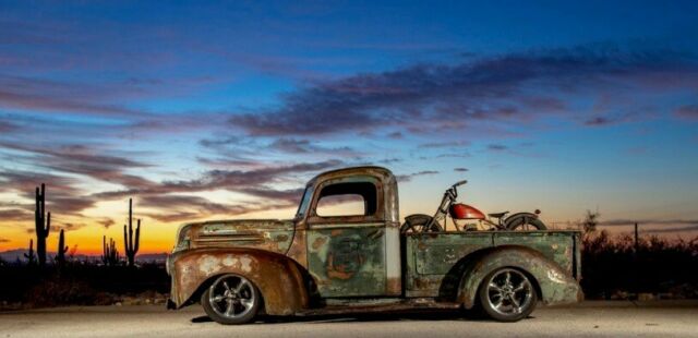Ford F-100 1946 image number 0