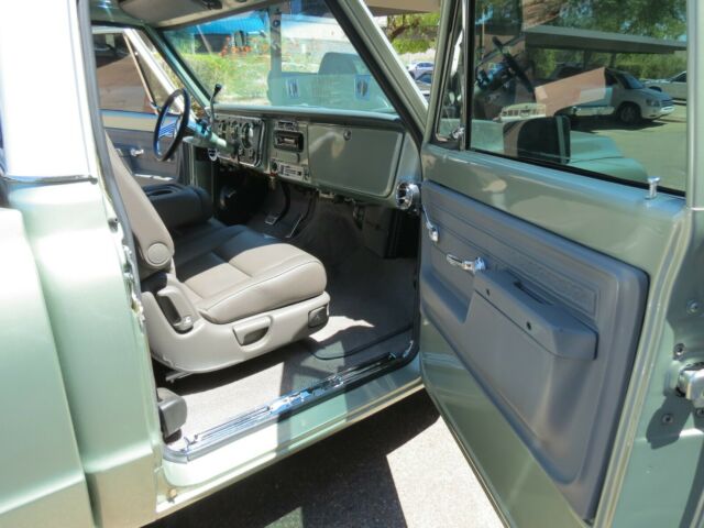 Chevrolet C-10 1972 image number 17