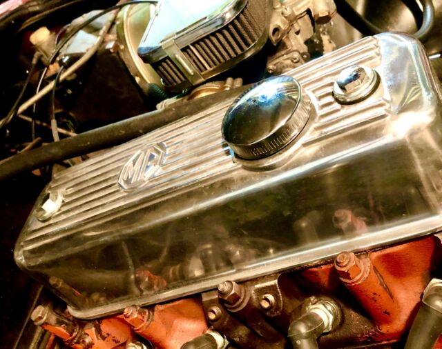 MG MGB 1977 image number 23