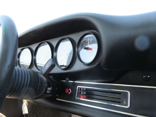 Porsche 911 1970 image number 15