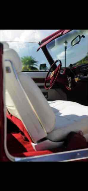 Cadillac Eldorado Convertible 1975 image number 5