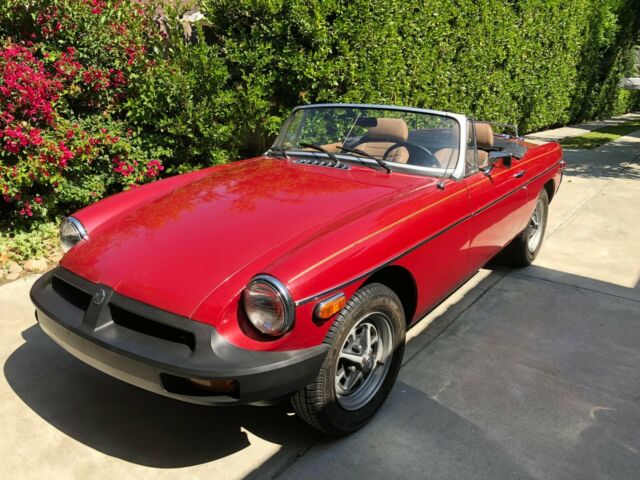 MG MGB 1979 image number 5
