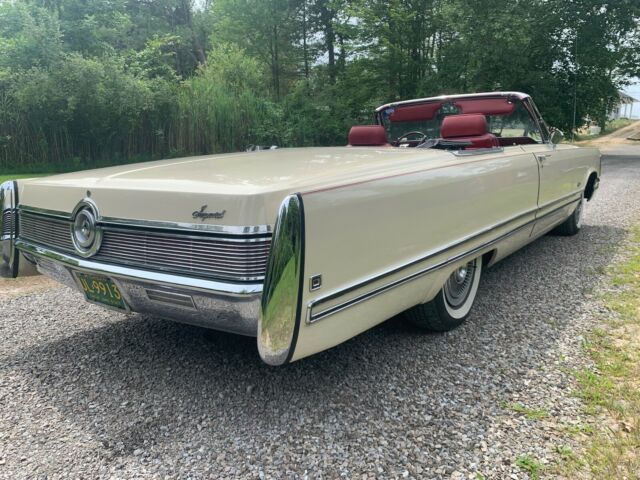 Chrysler Imperial 1968 image number 10