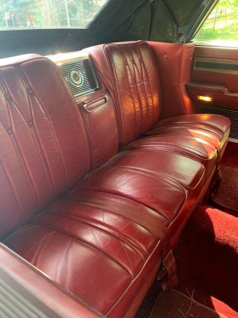 Chrysler Imperial 1968 image number 35