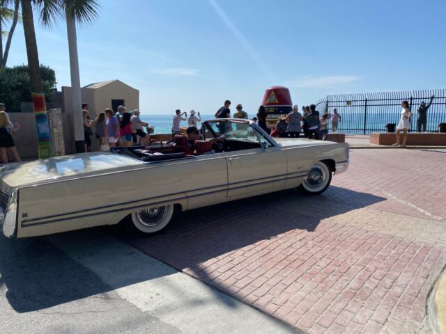 Chrysler Imperial 1968 image number 45