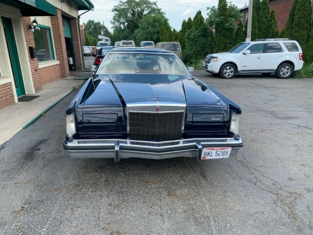 Lincoln Continental 1978 image number 1