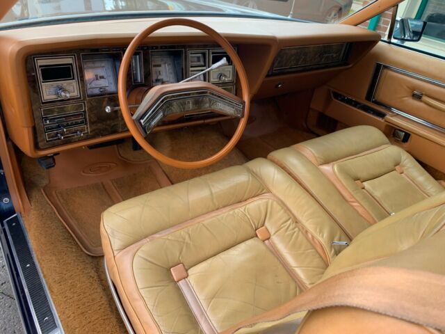 Lincoln Continental 1978 image number 10