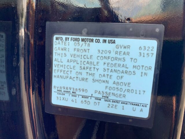 Lincoln Continental 1978 image number 39