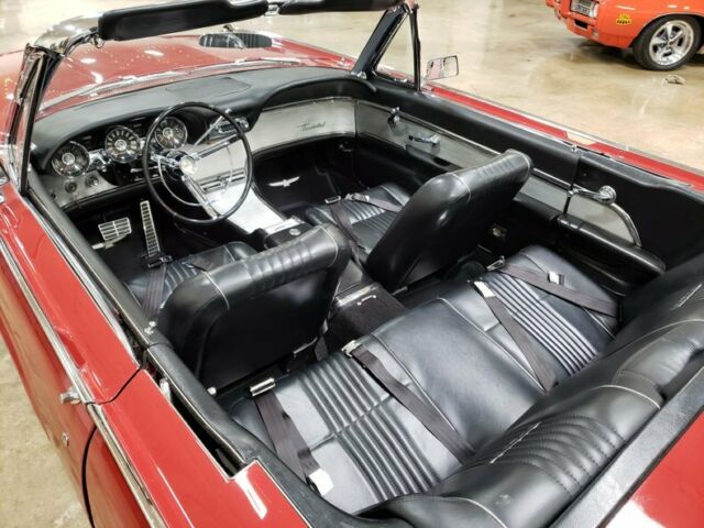 Ford Thunderbird 1963 image number 3