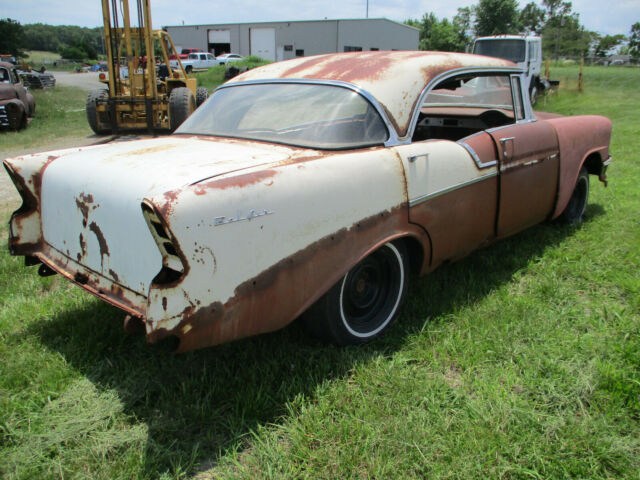 Chevrolet Bel Air/150/210 1956 image number 24
