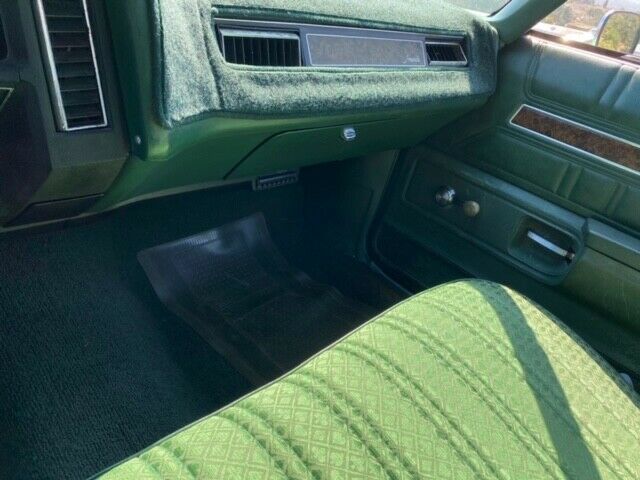 Chevrolet Impala 1973 image number 20