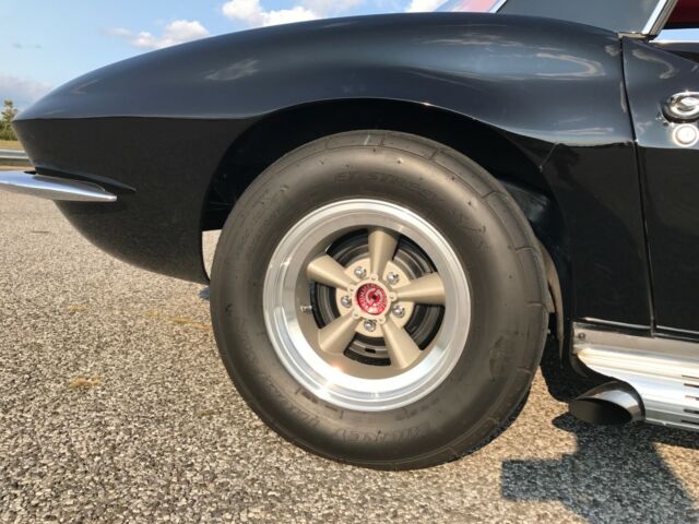 Chevrolet Corvette 1963 image number 11