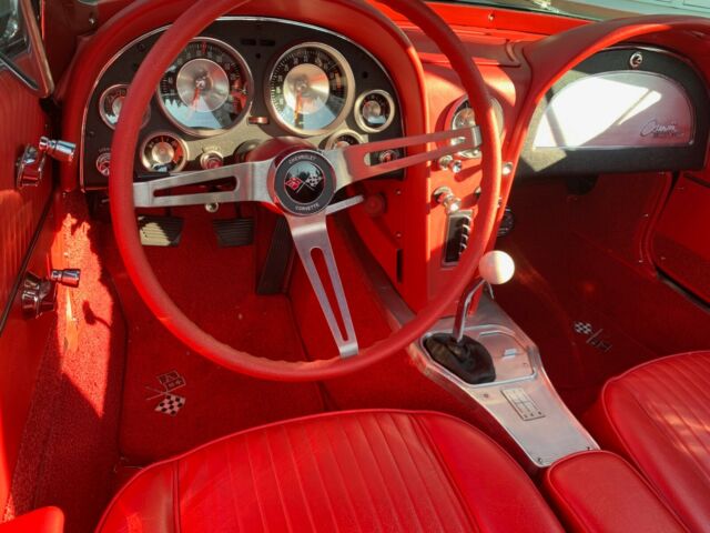 Chevrolet Corvette 1963 image number 19