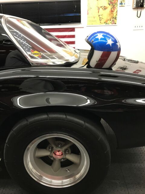 Chevrolet Corvette 1963 image number 9