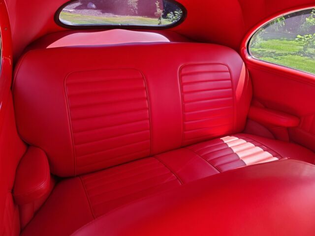 Ford tudor 1948 image number 17