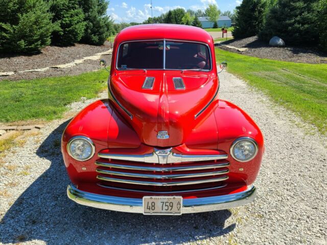Ford tudor 1948 image number 27