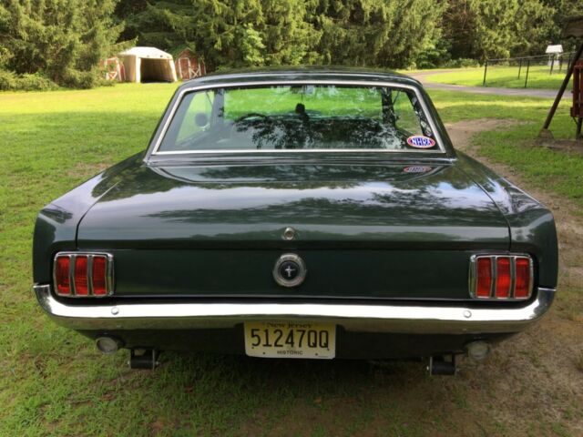 Ford Mustang 1966 image number 22